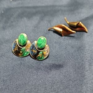 #34 Elegant Green and Gold Women's Earrings